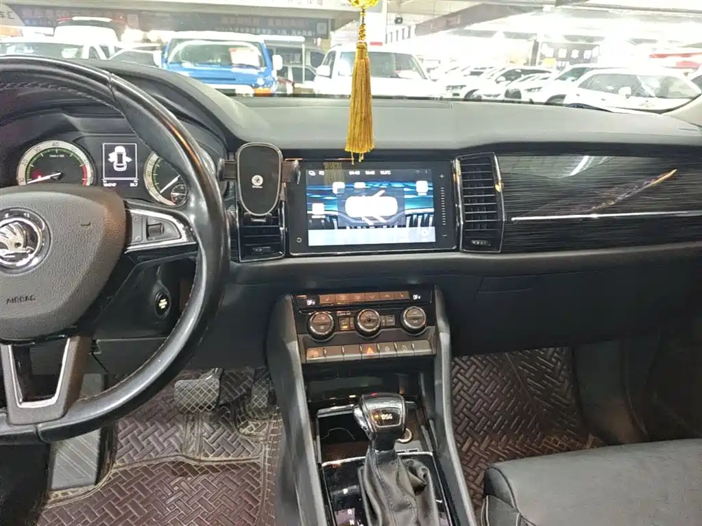 Škoda Kodiaq 2018 Facelift TSI330 5-seat 2WD Premium Luxury Edition фото 13