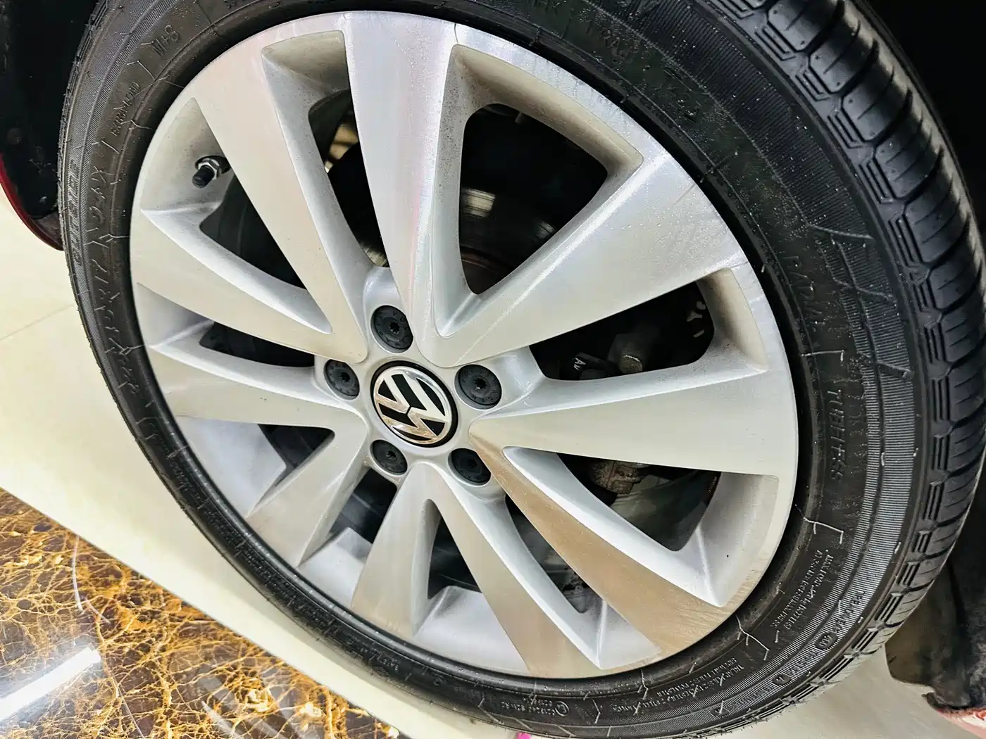 Volkswagen Golf (Import) 2012 1.4TSI Luxury Convertible Edition фото 33