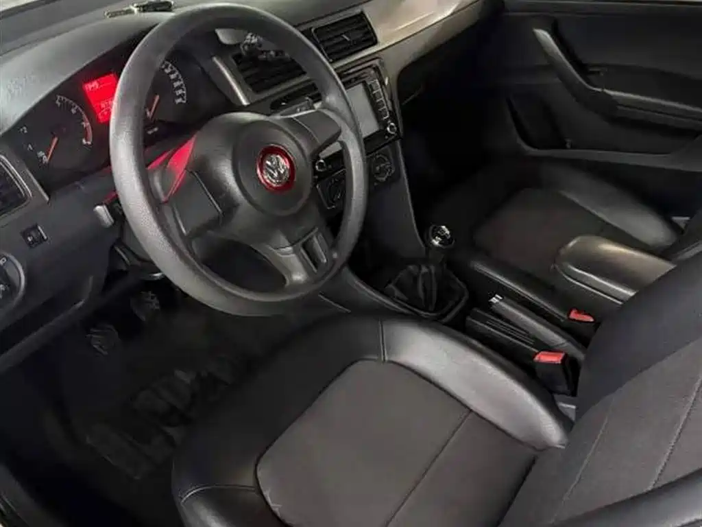 Volkswagen Santana 2015 1.6L Manual Comfort Edition фото 2