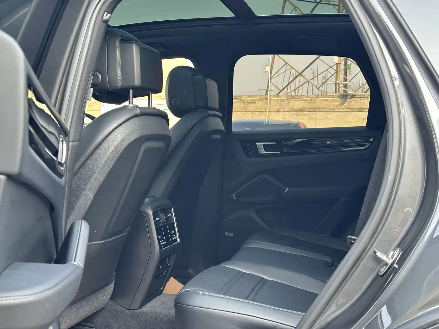 Porsche Cayenne 2019 Cayenne 3.0T фото 26