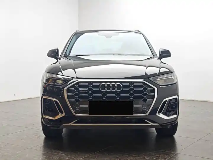 Audi Q5L 2023 40T Fashion Dynamic фото 2