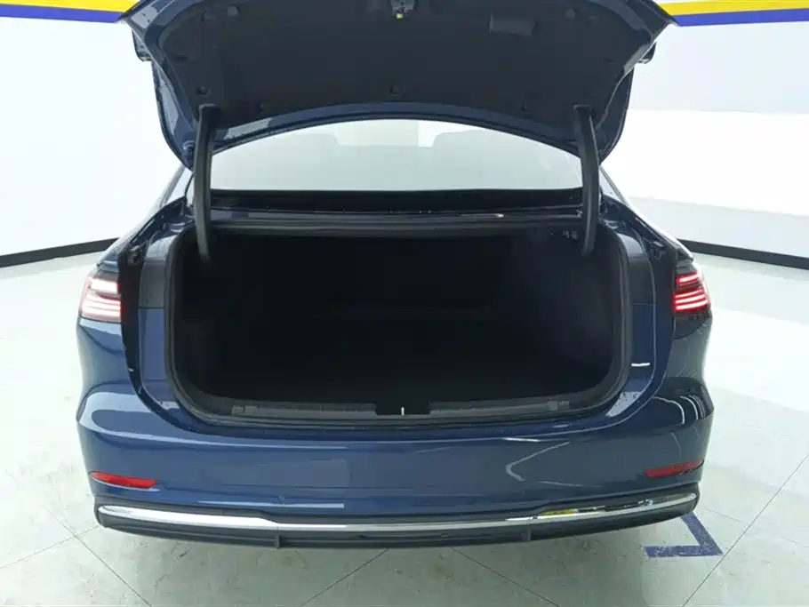 Geely Galaxy Galaxy A7 2025 EM-i фото 4