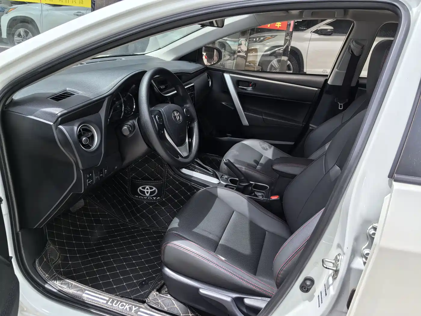 Toyota Levin 2017 Facelift 185T CVT Elite (China V) фото 7