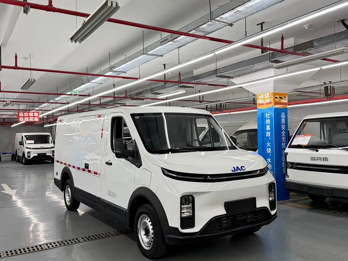 JIANGQI GROUP VAN BAOLU