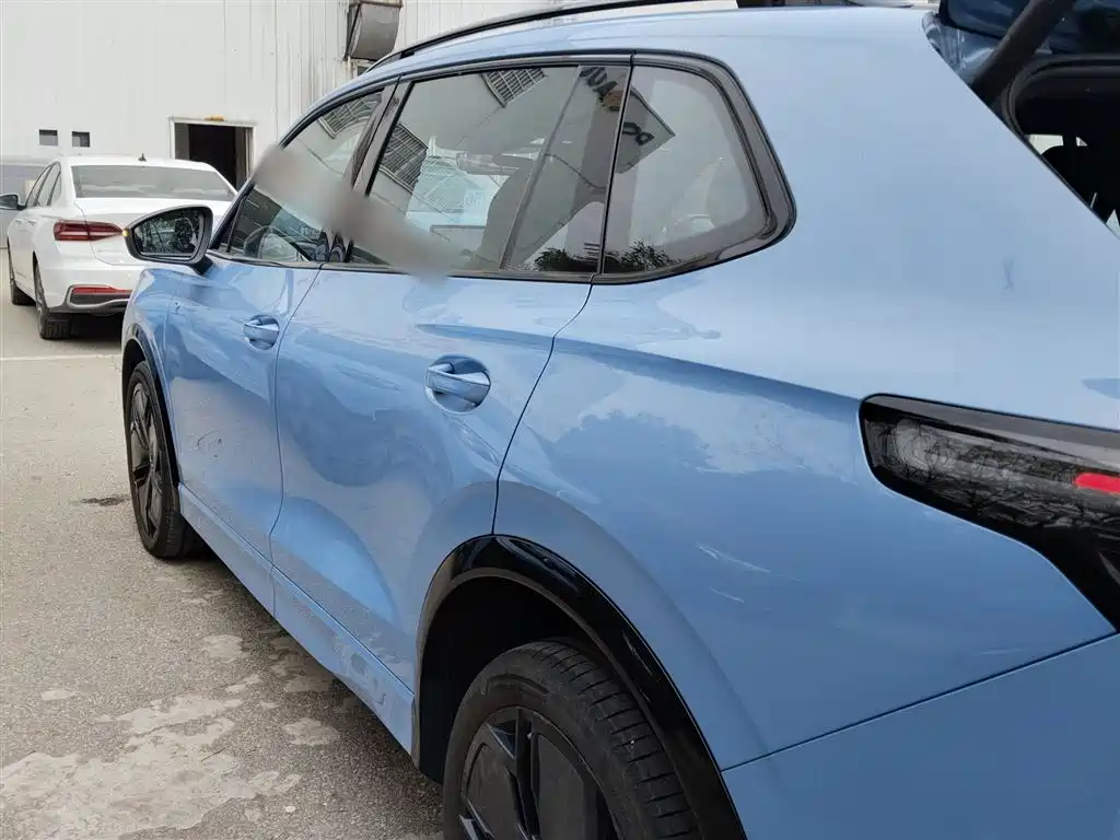 Volkswagen Tiguan L 2024 PRO 380TSI 4WD R-Line Premium Edition фото 5