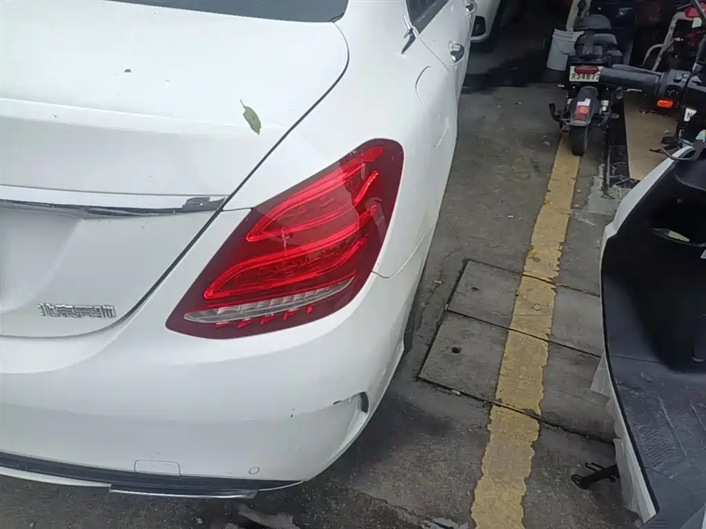 Mercedes-Benz C-Class 2017 Facelift C 200 L Sport Edition фото 8