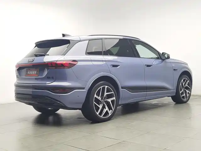 Audi Q6L e-tron 2025 Model Pioneer Edition — фото 2