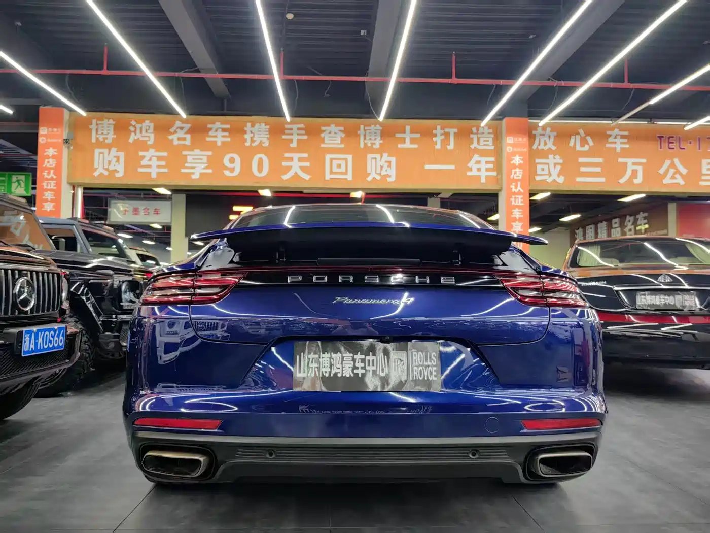 Porsche Panamera 2019 Panamera 4 Executive Long Wheelbase 2.9T фото 19