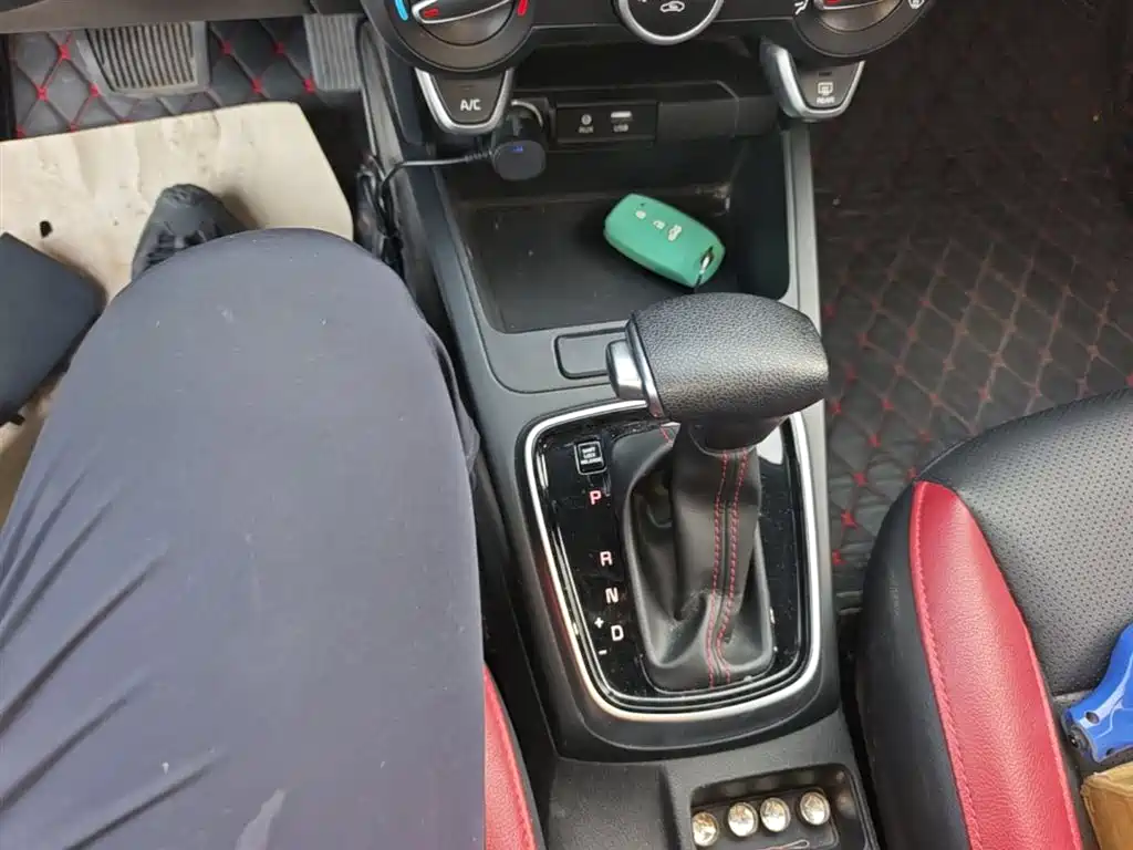 Kia KX CROSS 2019 1.6L Automatic Smart Sunroof Edition China VI фото 14