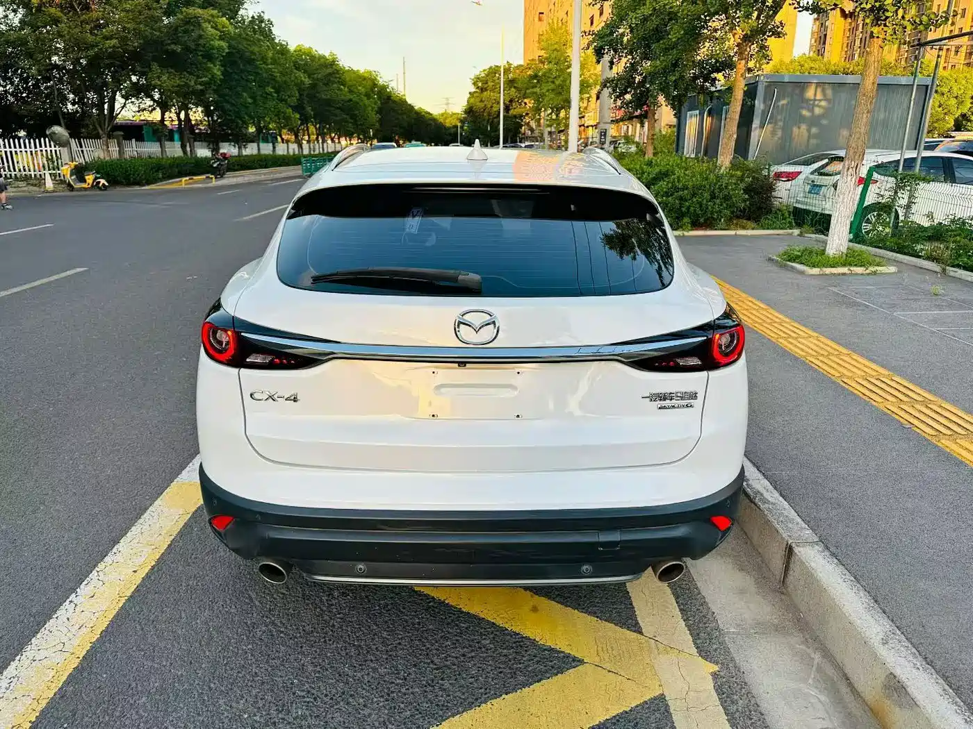 Фото 5 - Mazda CX-4