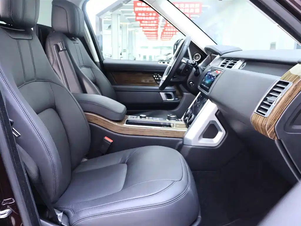 Land Rover Range Rover 2019 3.0 SC V6 Heritage Extended Edition фото 20