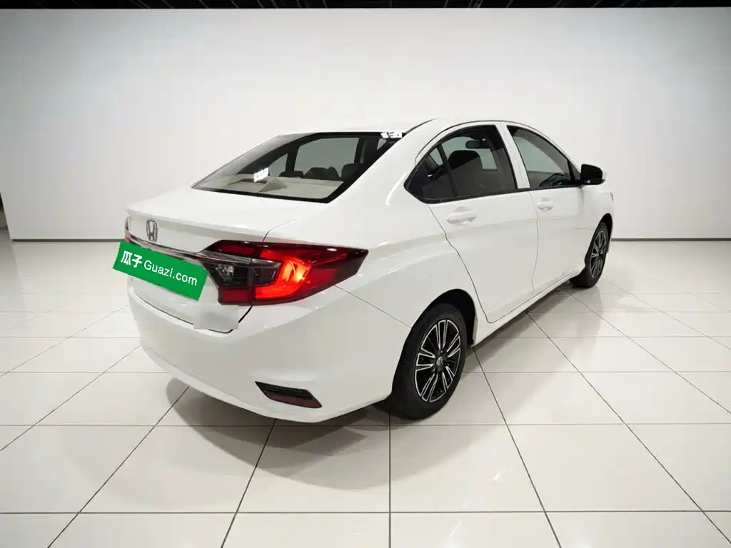 Honda Greiz 2018 2016 1.5L CVT Classic Edition