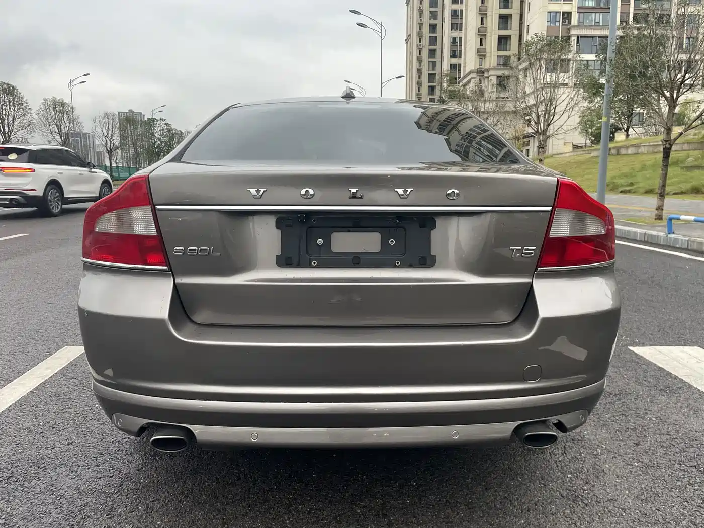 Volvo S80L 2013 2012 2.0T T5 Elegance Edition