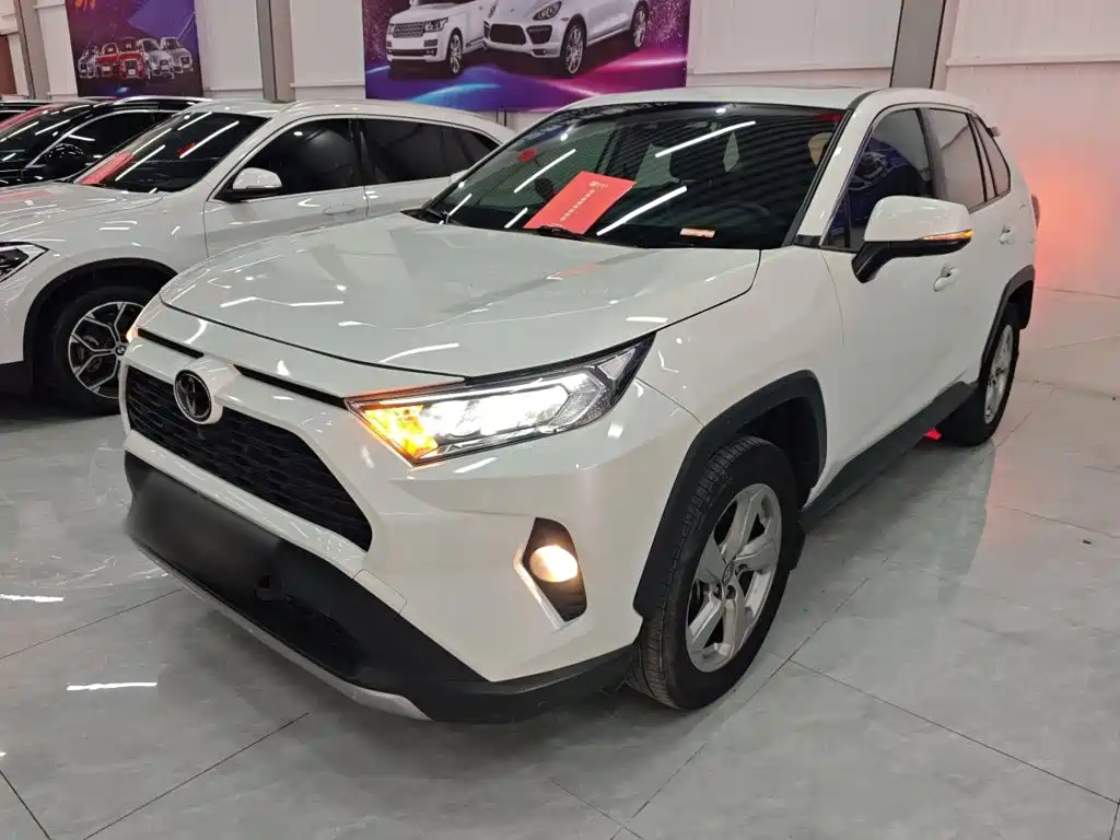 Toyota RAV4 Rongfang 2020 2.0L CVT 2WD Fashion PLUS