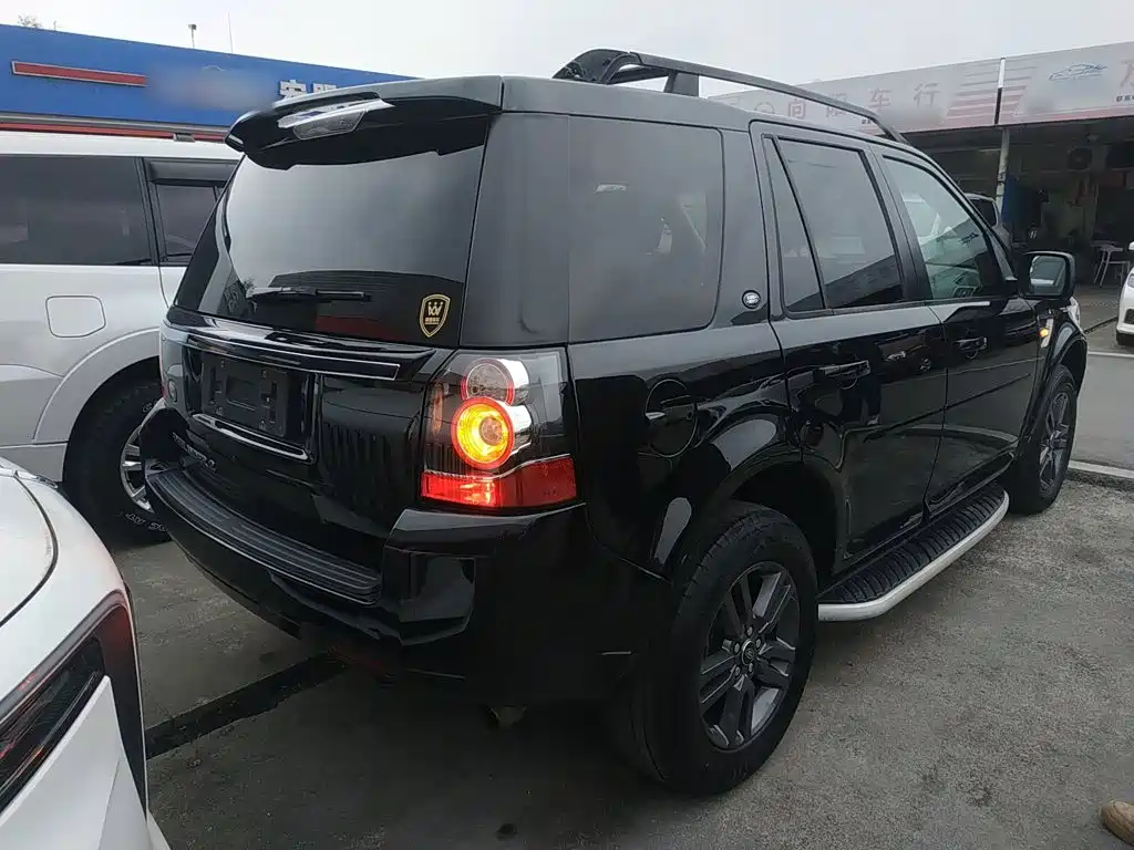 Land Rover Freelander 2 2014 2014 2.0T Si4 SE Gasoline Edition
