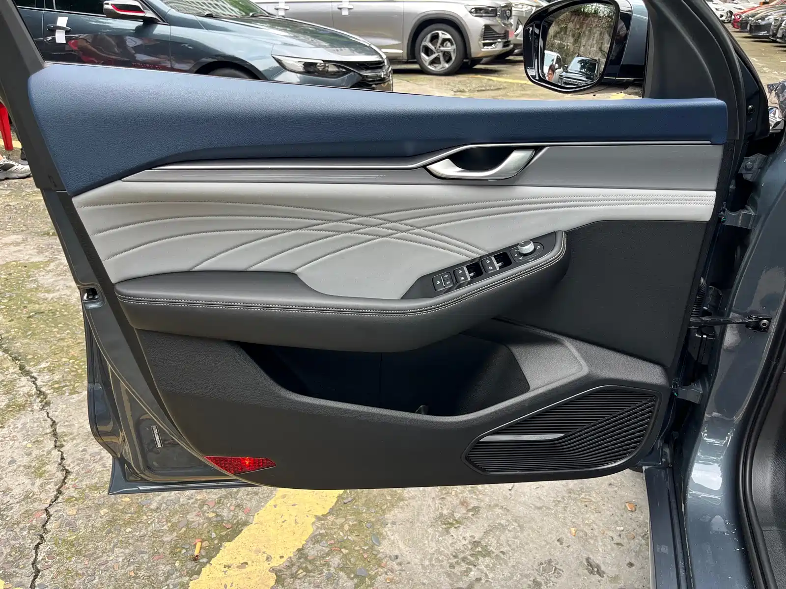 Фото 8 - Geely Preface