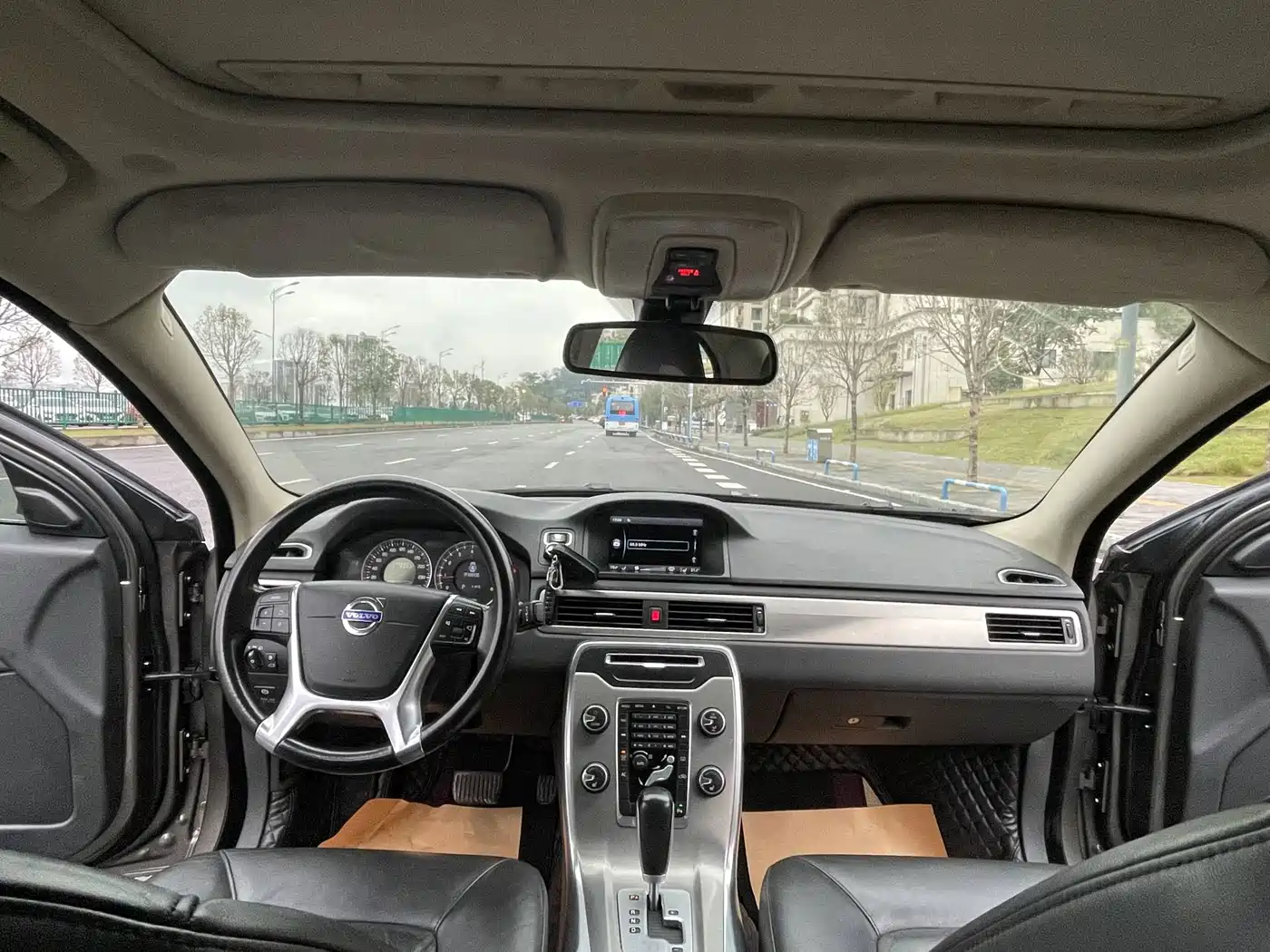 Volvo S80L 2013 2012 2.0T T5 Elegance Edition