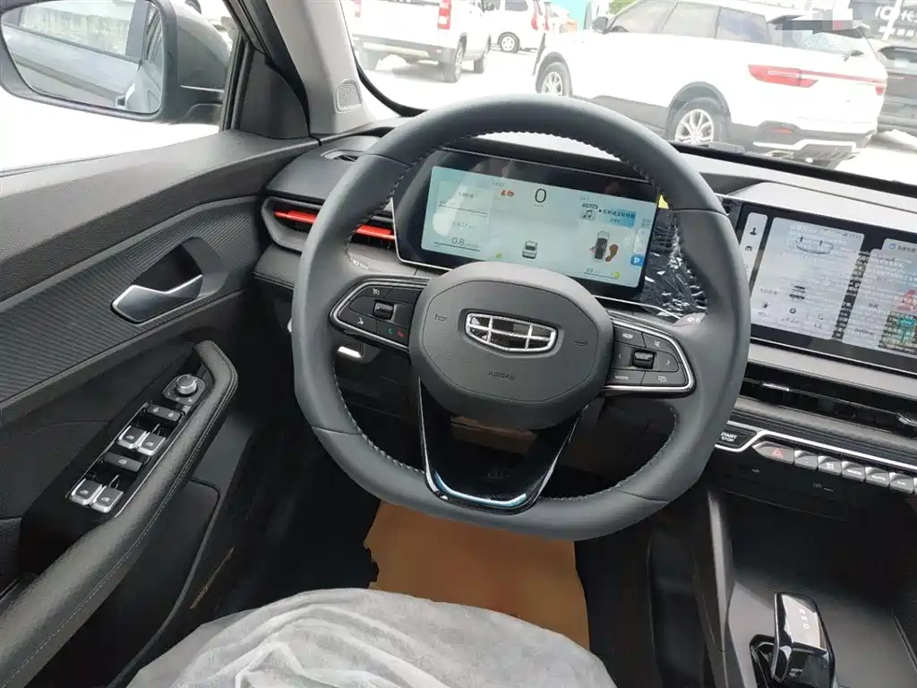 Geely Binrui 2026 2024 Binrui COOL 1.5T DCT Soaring Dragon Edition