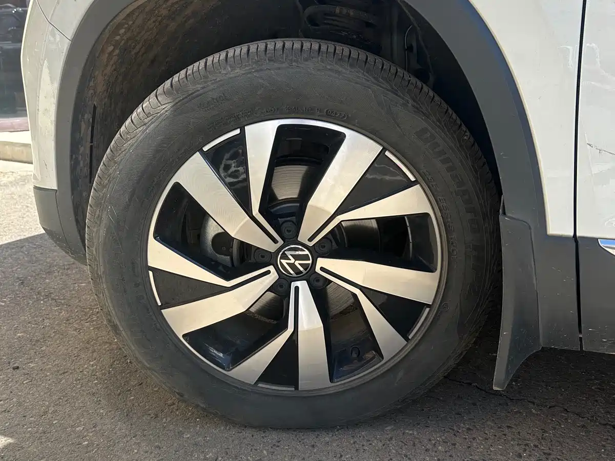 Volkswagen Tayron 2022 280TSI 2WD Luxury Smart Connect Edition фото 16