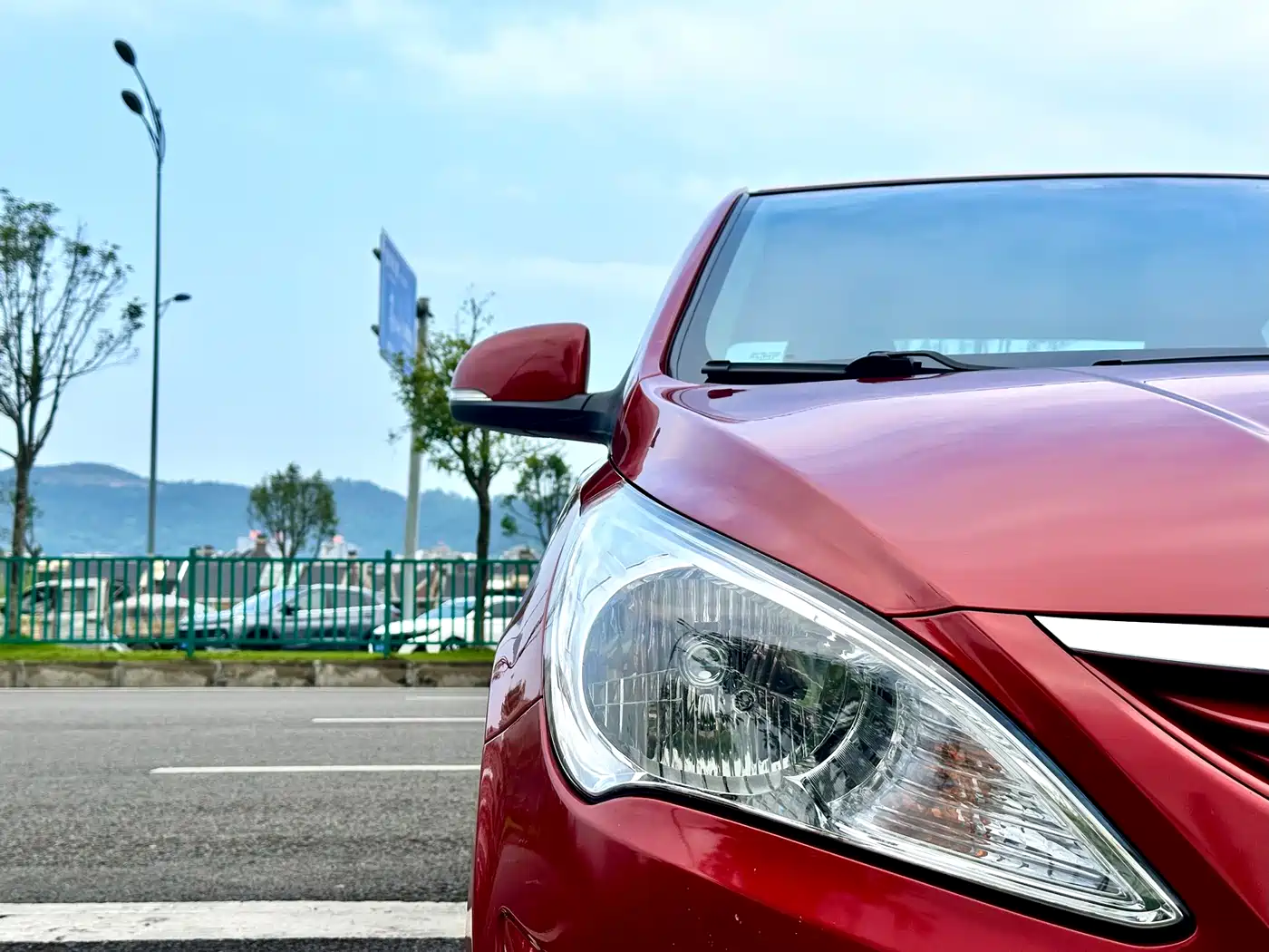 Hyundai Verna 2010 Sedan 1.4L Automatic Fashion GT фото 14