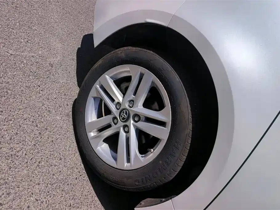 Toyota Levin 2019 Hybrid 1.8H E-CVT Luxury Edition China VI фото 6