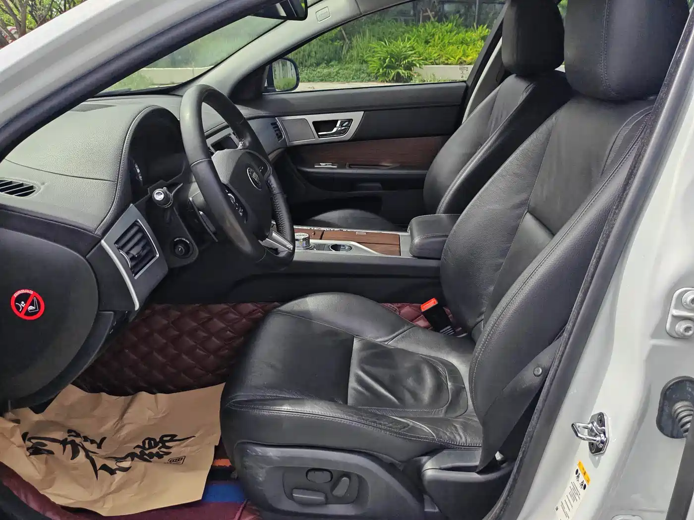 Jaguar XF 2015 2015 XF 2.0T Style Edition