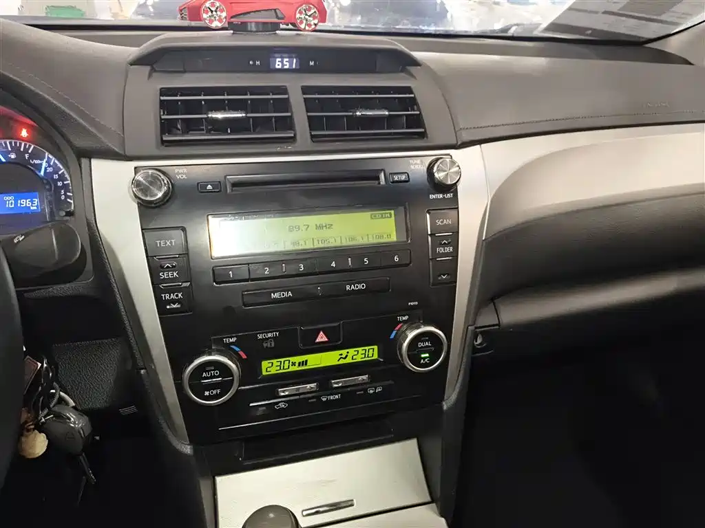 Toyota Camry 2012 Junrui 2.0S Dynamic Edition фото 5