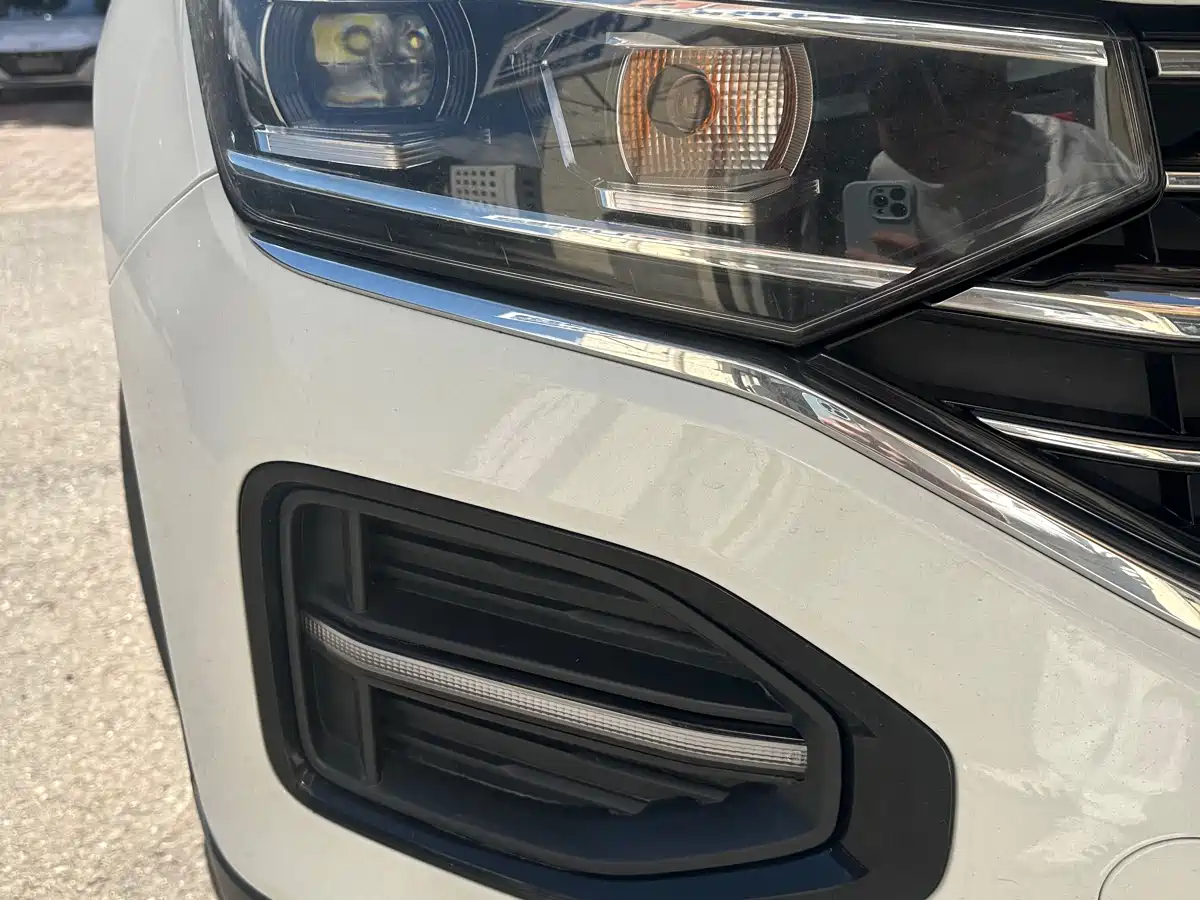 Volkswagen Tayron 2022 280TSI 2WD Luxury Smart Connect Edition фото 12