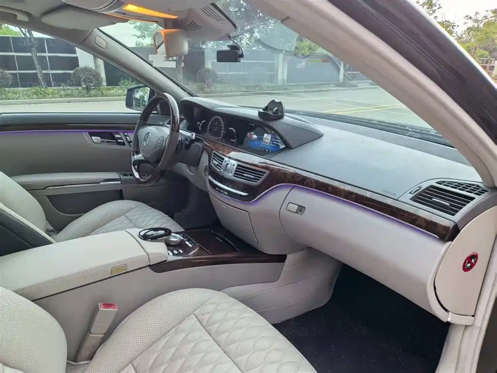 Mercedes-Benz S-Class 2010 S 350 L Luxury фото 6