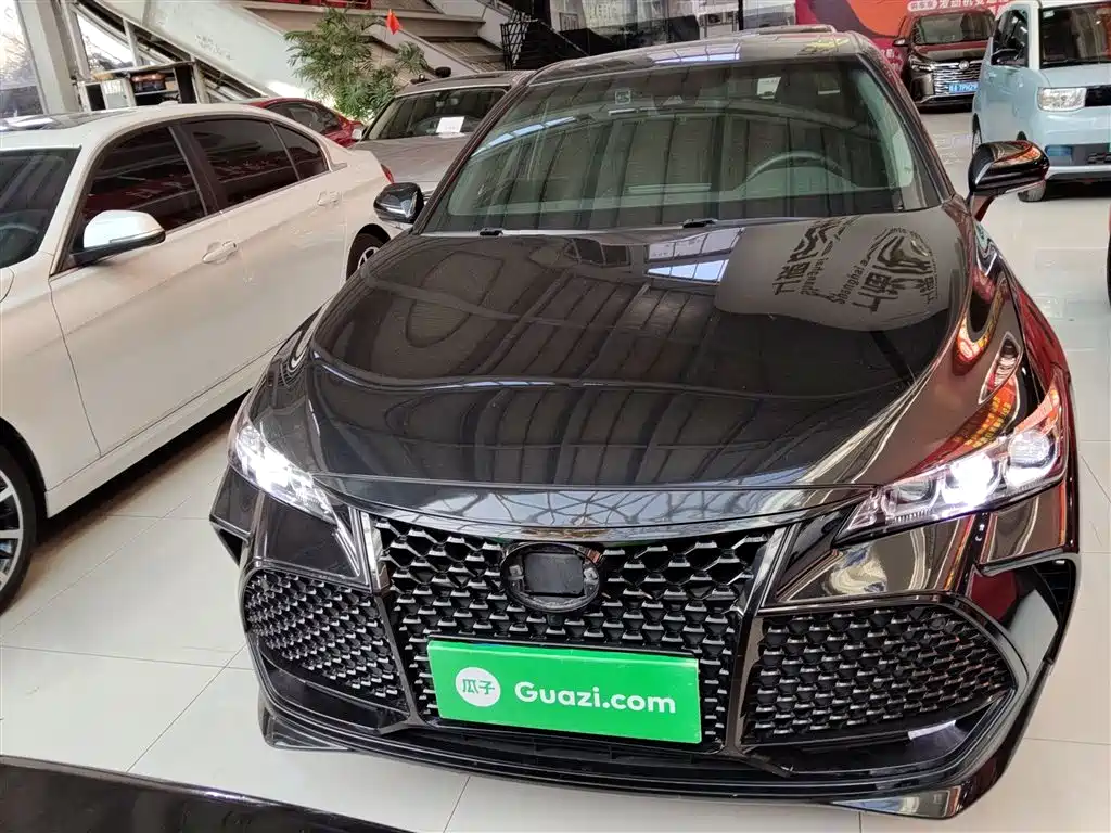 Toyota Avalon 2019 2.0L Luxury Edition (China VI) фото 3