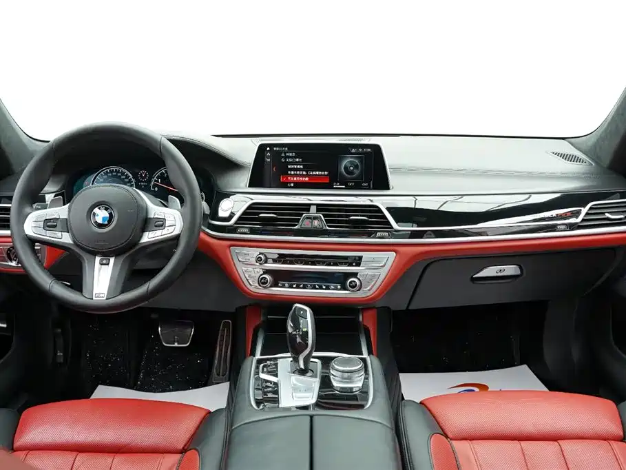 BMW 7 Series 2018 740Li xDrive Luxury M Sport Package Black Flame Edition фото 18