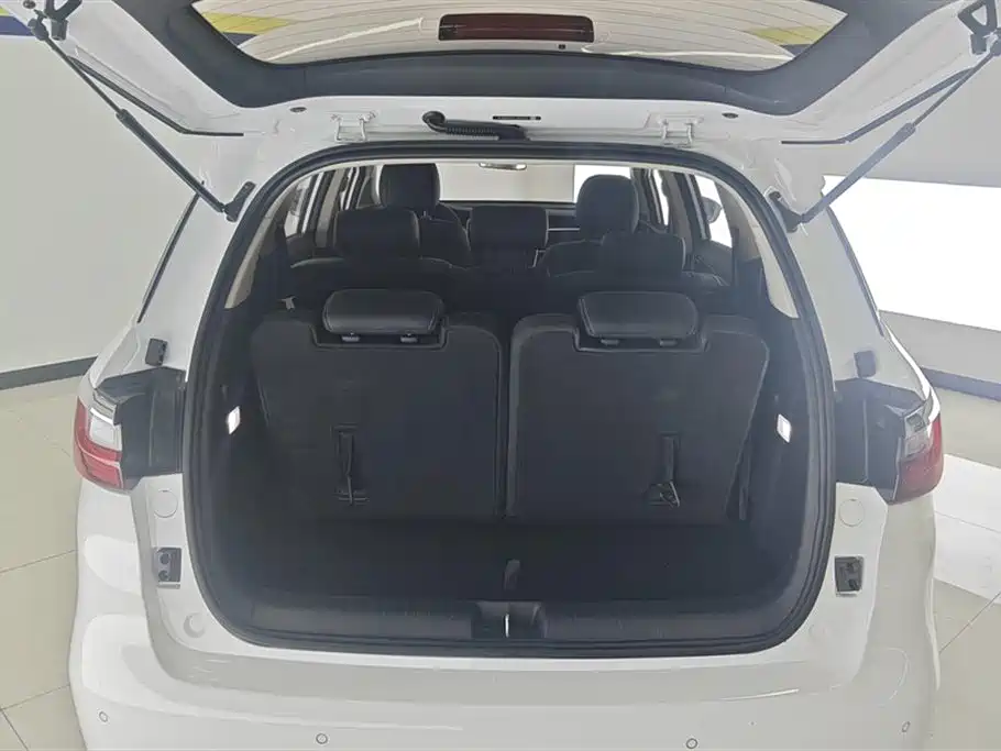 BYD Song MAX 2017 1.5T Auto Smart Luxury 7-Seater фото 4