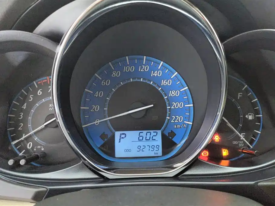 Toyota YARiS L Zhi Xuan 2015 1.5E Auto Charming Edition фото 14