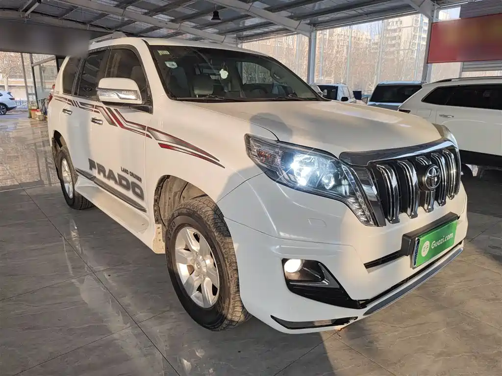 Toyota Prado (Import) 2014 2.7L Automatic Luxury фото 4