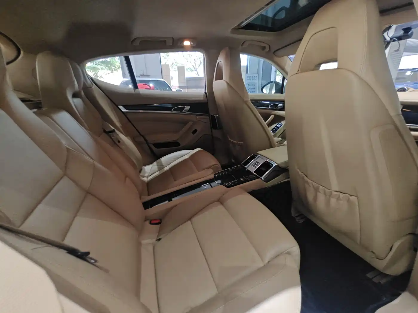 Porsche Panamera 2010 Model Panamera 4S 4.8L фото 12
