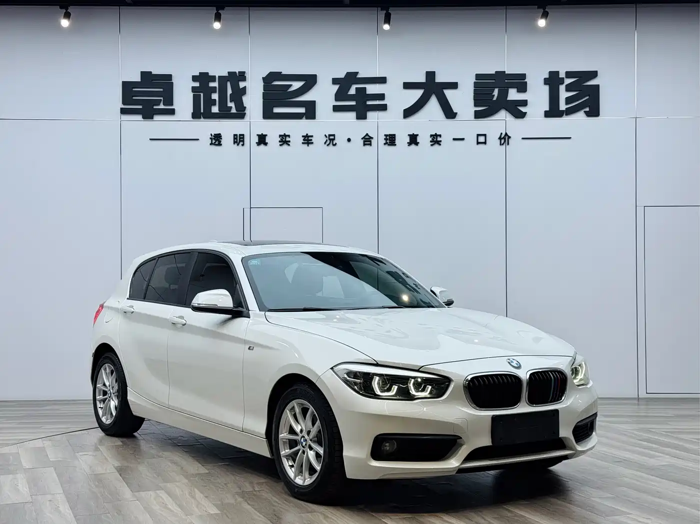 BMW 1 Series (Import) 2018 118i Leading