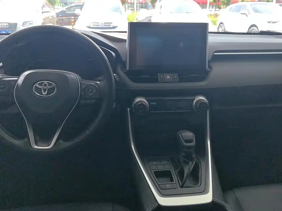 Toyota RAV4 Rongfang 2022 Hybrid 2.5L E-CVT 2WD Elite Edition фото 12