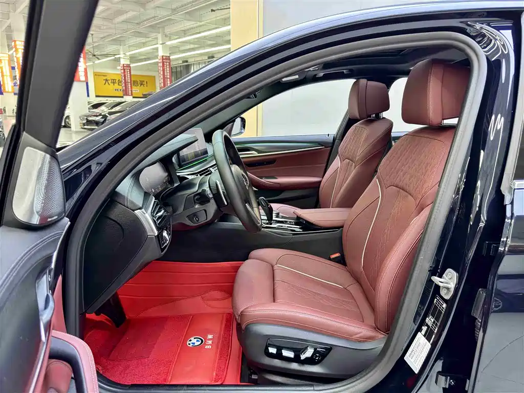 BMW 5 Series 2022 530Li Executive M Sport Package фото 8