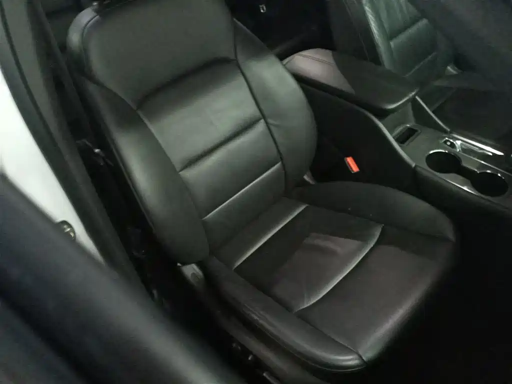 Chevrolet Malibu XL 2018 530T Auto RuiYi Edition фото 24