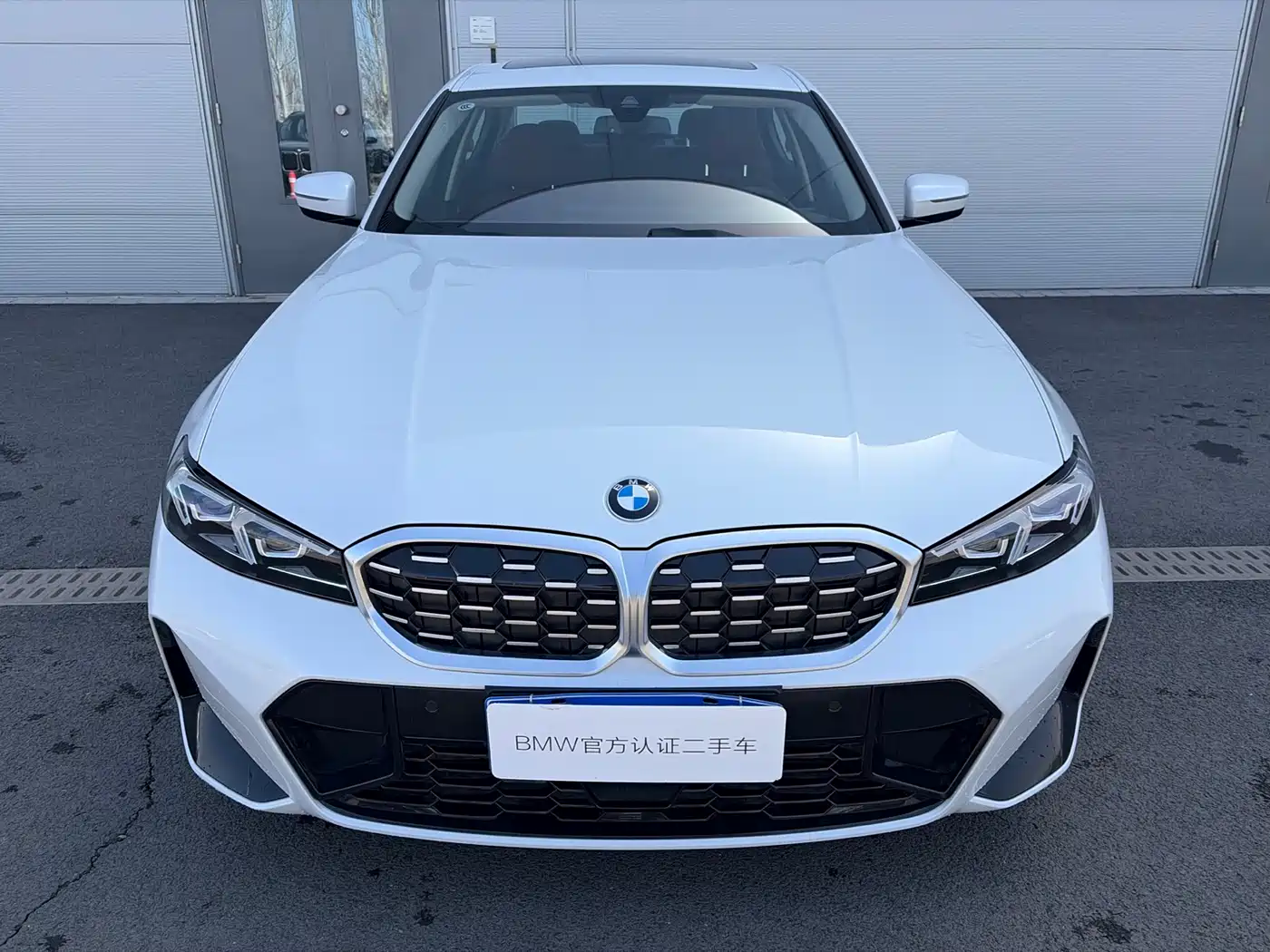 BMW 3 Series 2025 325i M Sport Package фото 2