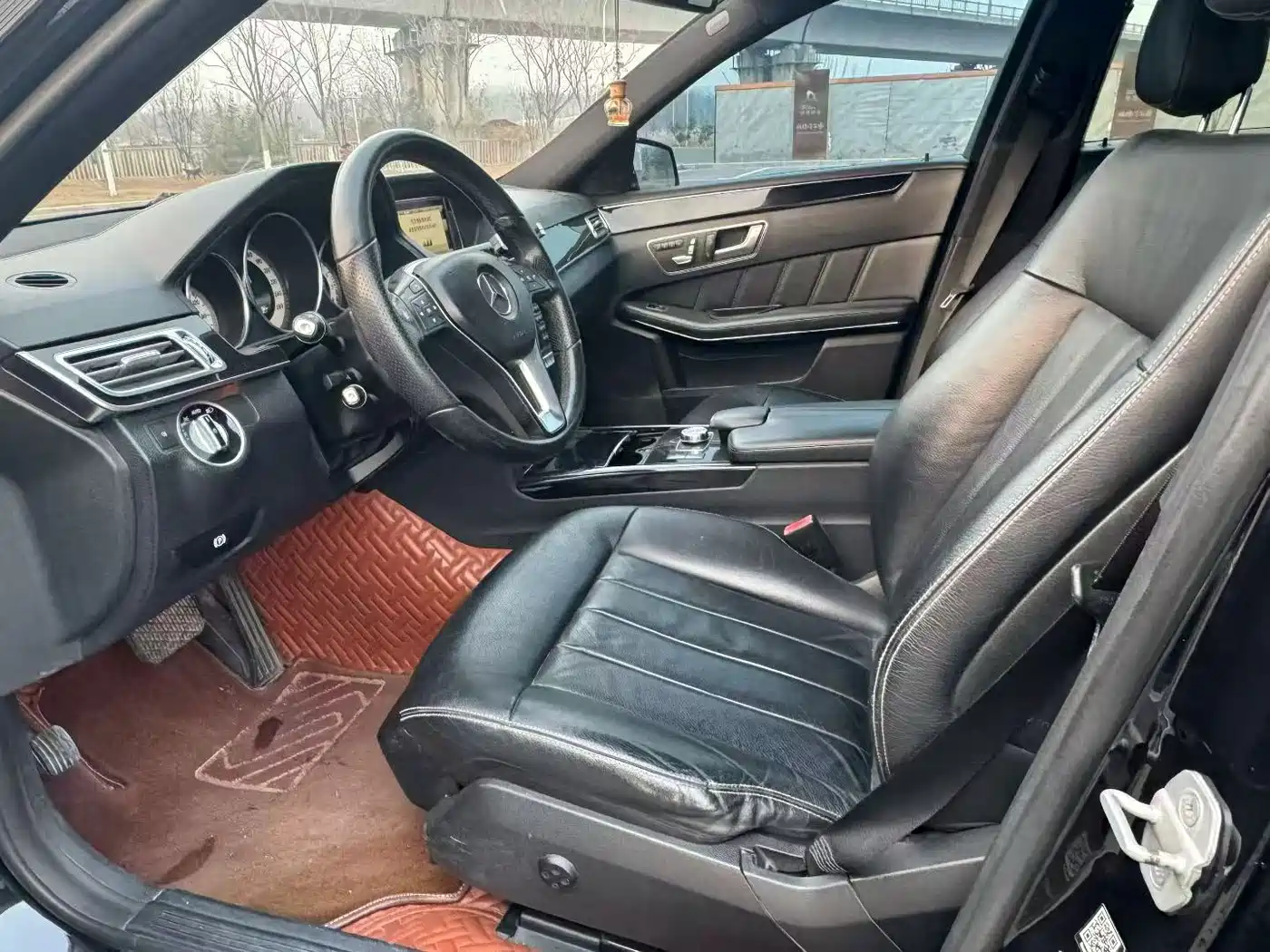 Mercedes-Benz E-Class 2014 Facelift E 300 L Sport фото 6