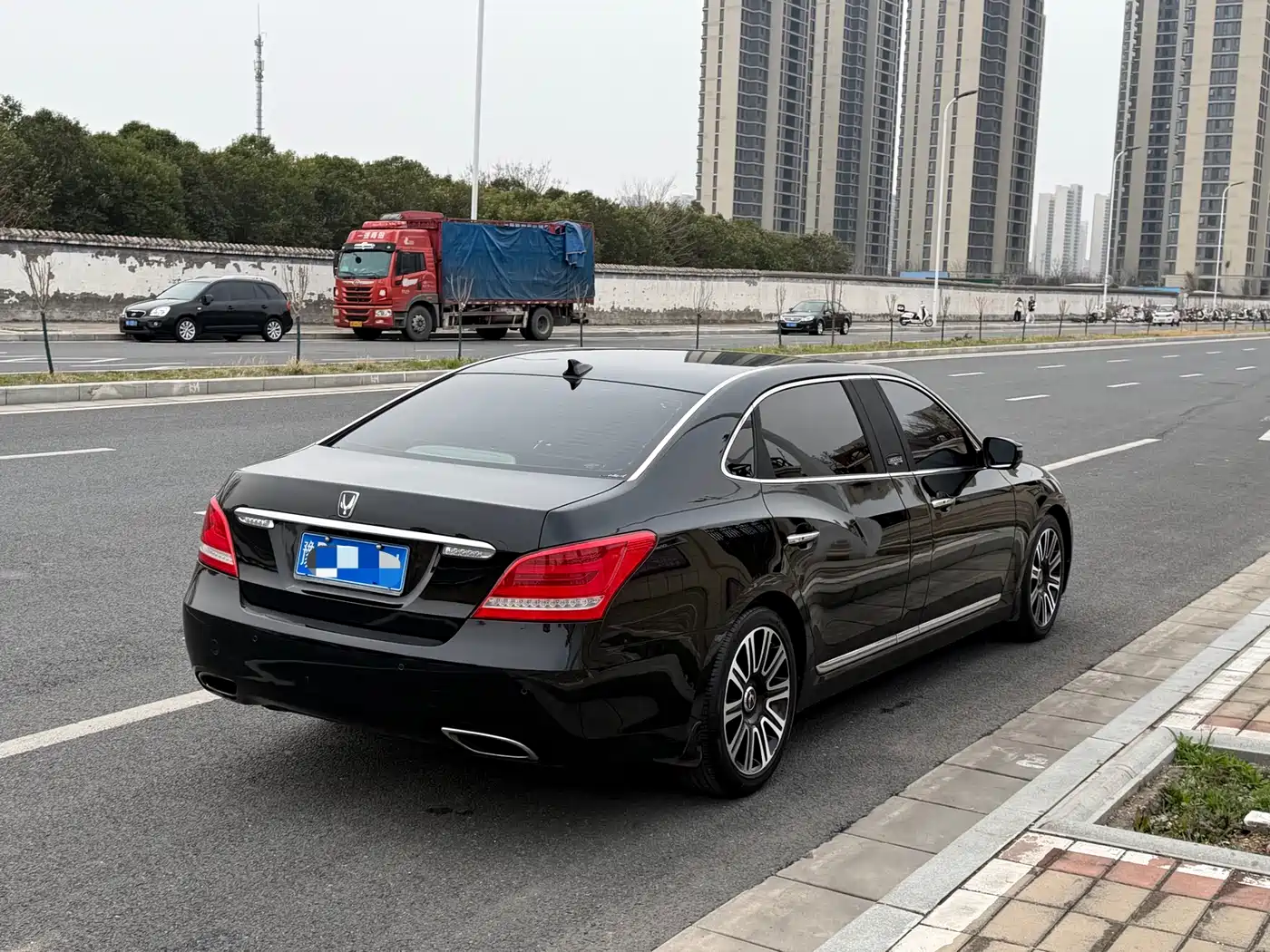 Hyundai Equus 2014 5.0 GDi Extended Flagship фото 11
