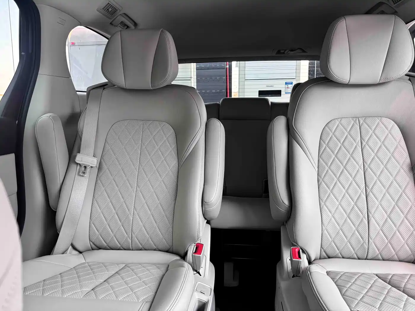 Buick GL8 2023 ES Landmaster Comfort фото 11