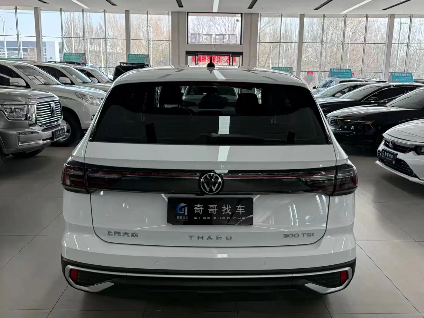 Volkswagen Tharu 2023 300TSI 2WD New Moon Edition фото 4