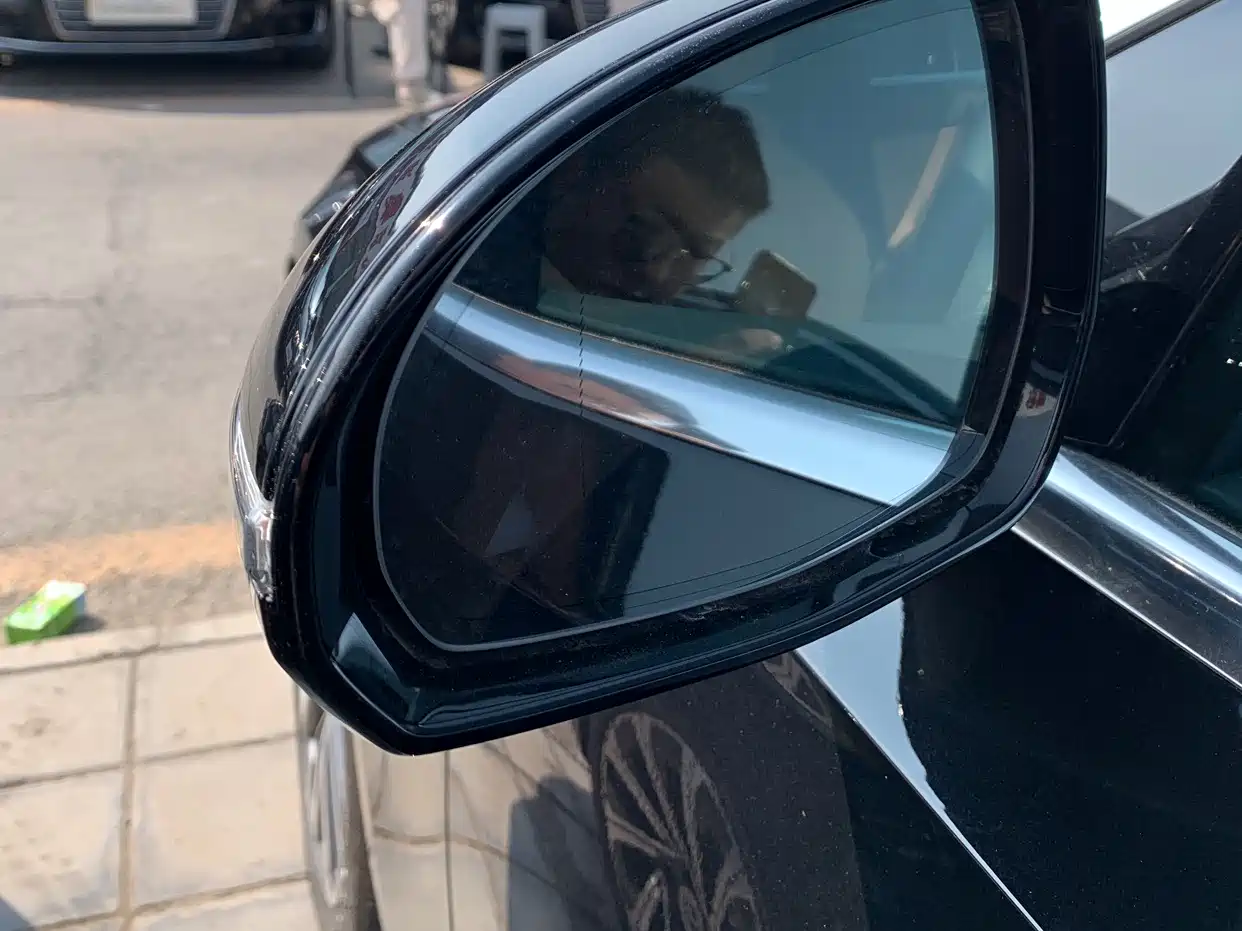 Mercedes-Benz E-Class 2025 E 300 L Fashion фото 9