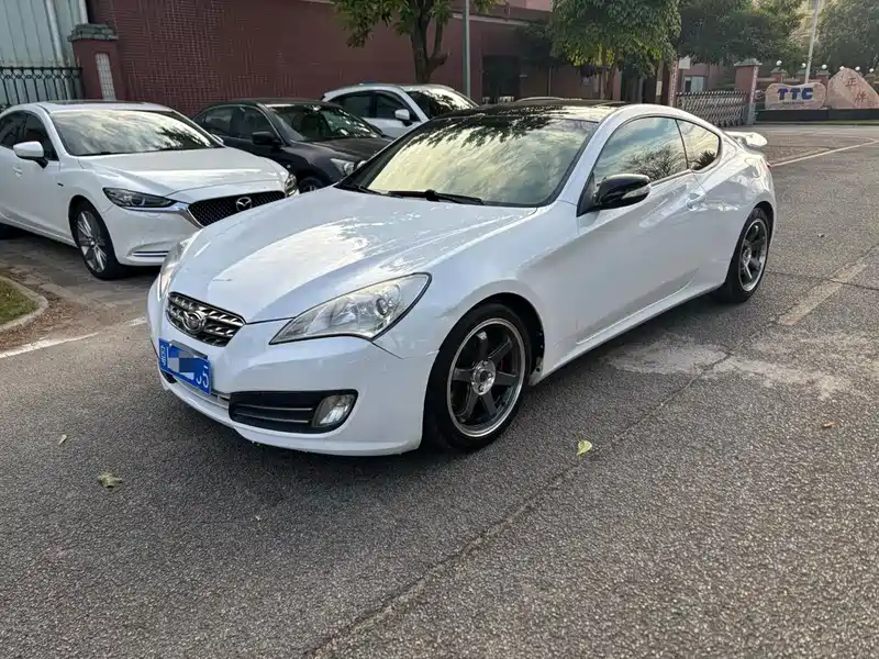 Hyundai Genesis Coupe 2.0T Automatic Elegant Edition