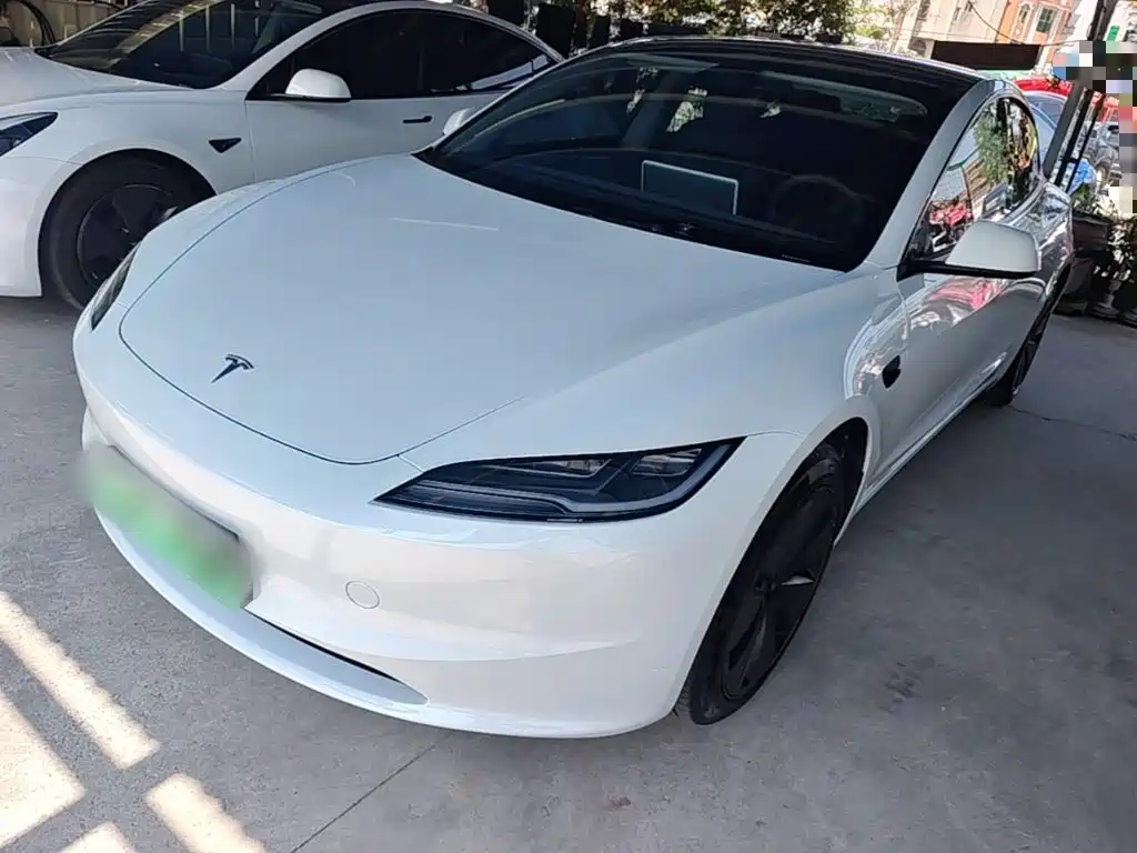 Tesla Model 3 2023 Rear-Wheel Drive