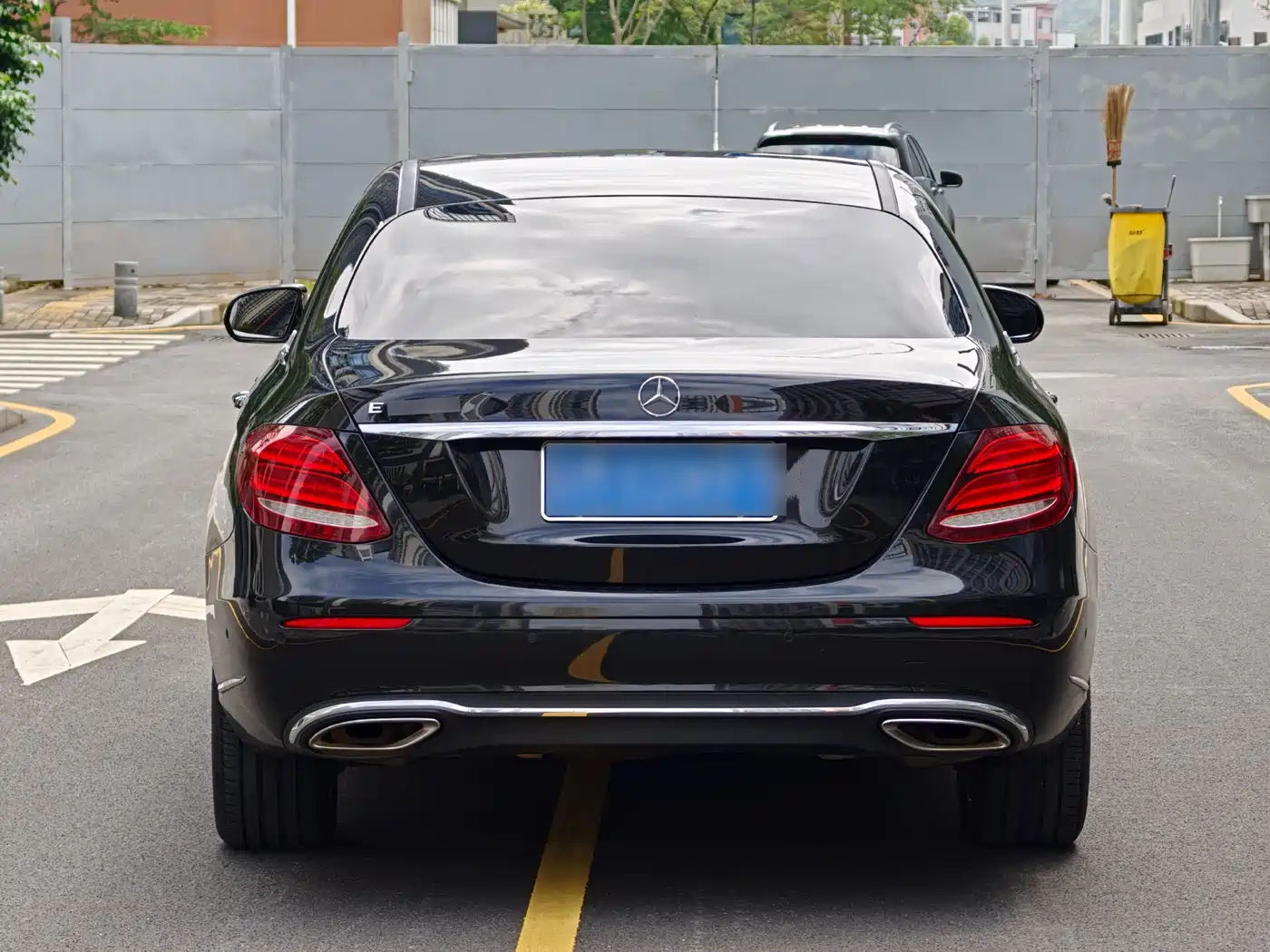 Mercedes-Benz E-Class 2018 Facelift E 200 L фото 9