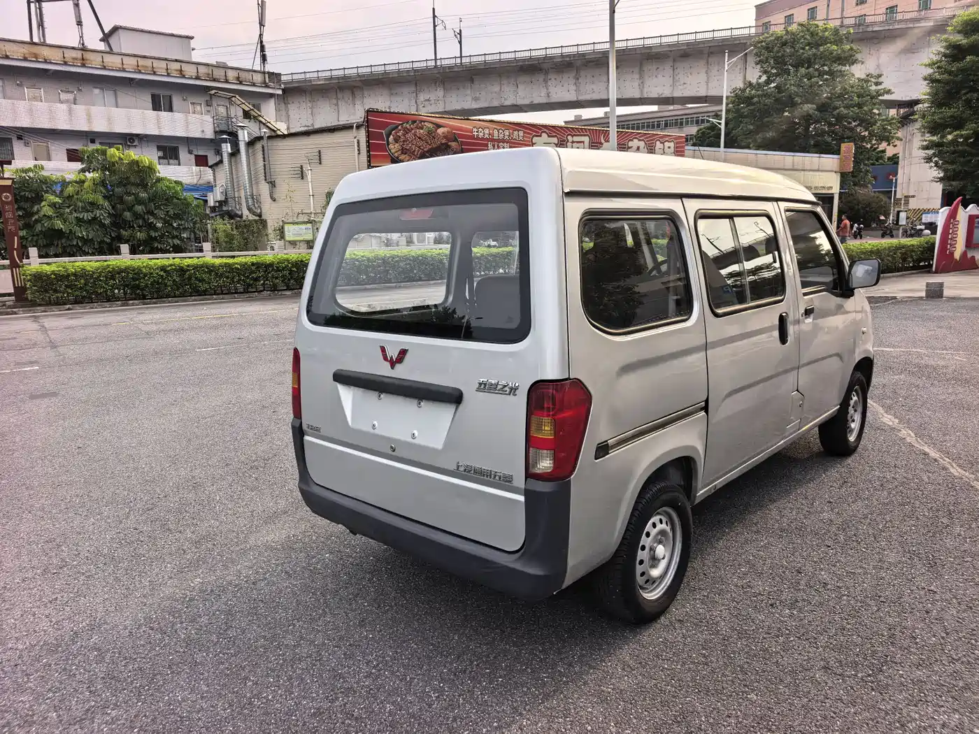 Wuling Motors Wuling Zhiguang 2020 2020 1.2L Utility China VI LSI