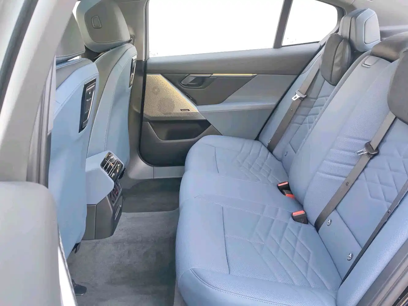 BMW i5 2026 2025 eDrive 40L M Sport Package